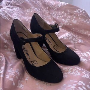 American Rag Black Heels with Chunky Heel and Rounded Toe